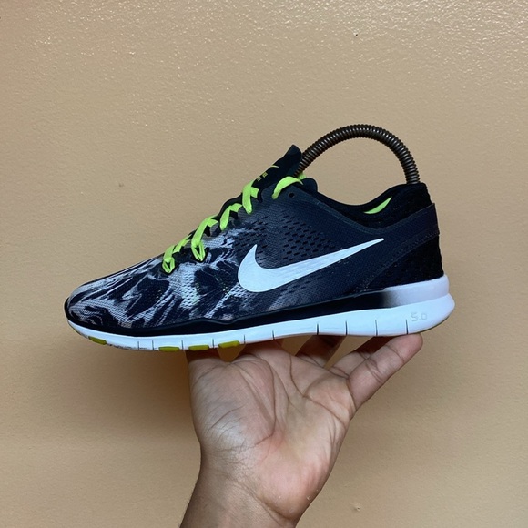 Nike Free TR Fit 5 Women’s Running Sneakers “Black White Gray Volt” - Picture 11 of 17